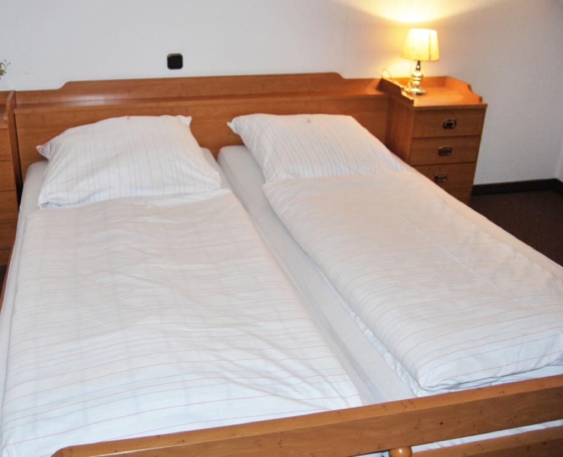 Hotel Neetzer Hof Quarto foto