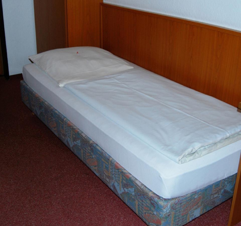Hotel Neetzer Hof Quarto foto